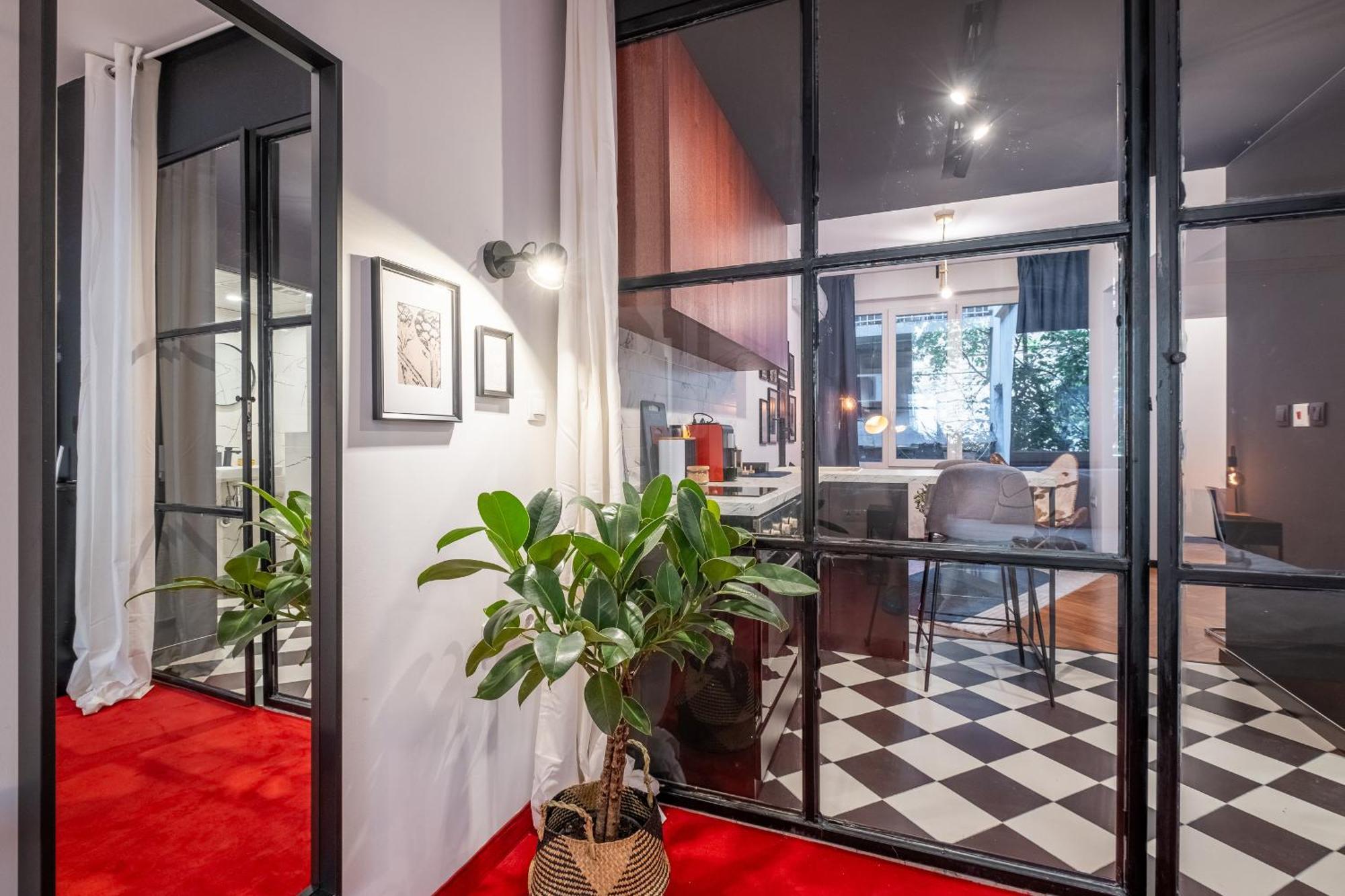 Central Art-Inspired Flat With Private Garage Sófia Exterior foto